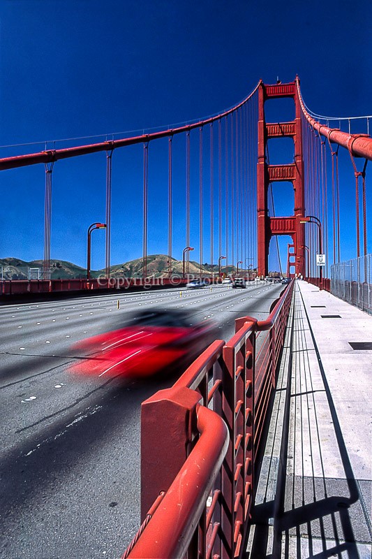 San Francisco - Traffic on the Golden Gate Bridge